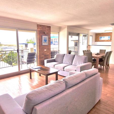 Joanne Apartments Caloundra Esterno foto